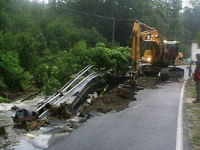 Tomíkovice u Žulové na snímcích z pondělního odpoledne