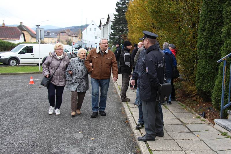 Návštěva prezidenta Zemana ve Vápenné na Jesenicku.