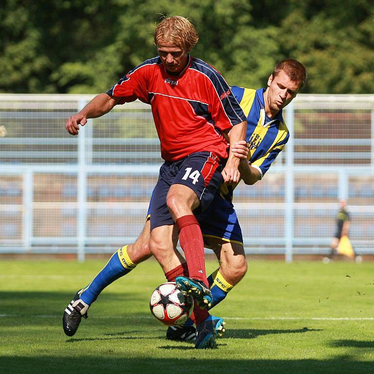 Snímky z utkání Opava B versus Mikulovice (červené dresy)