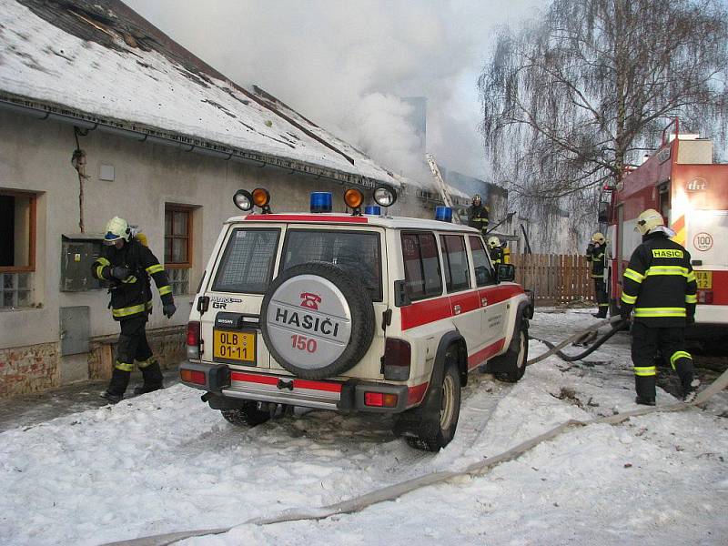 Požár dřevařské firmy v Mostkově