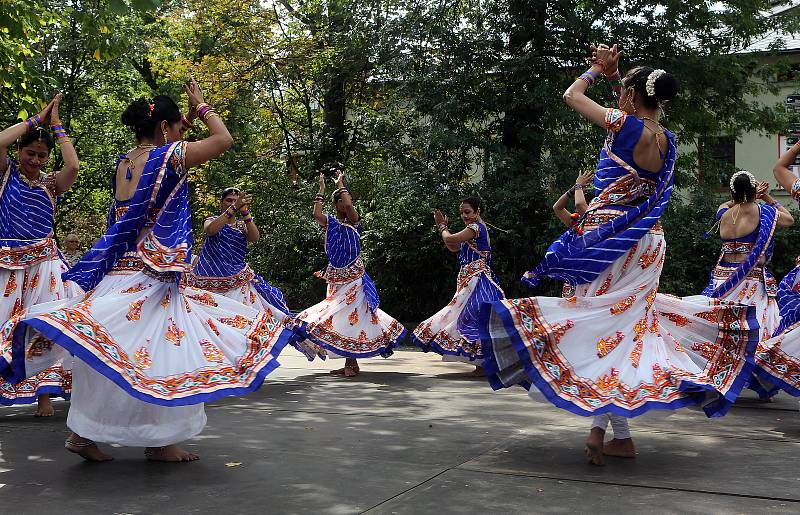 Indický folklórní soubor RANGSAGAR GROUP