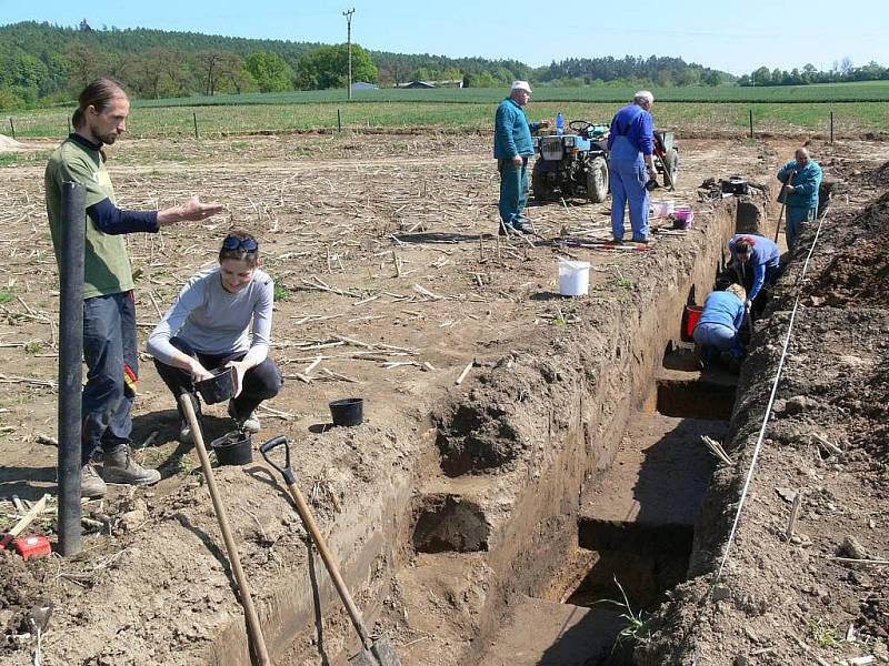 Archeologický průzkum v Dubicku