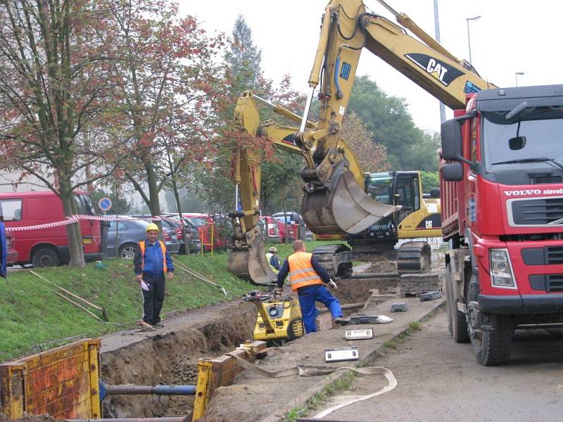 Práce na ulici Temenická v Šumperku.