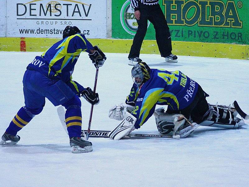 Draci versus Zubři (modré dresy)