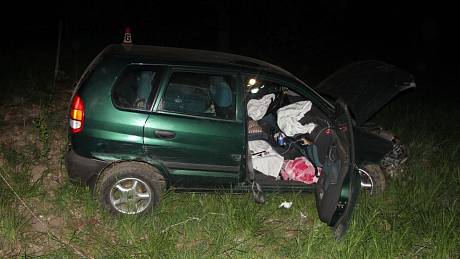Havárie zdrogovaného řidiče u Bludovečku v pátek 13. května.