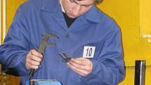 Nejlepší učni oboru strojní mechanik – zámečník z celého kraje se sjeli ve středu 5. března do Šumperka, kde se konalo krajské kolo soutěže odborných dovedností Kovo Junior 2014. 