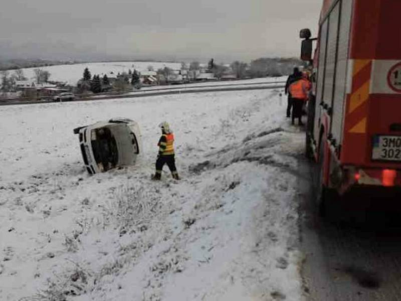 Nehoda u Měníku v okrese Olomouc. 7. ledna 2020