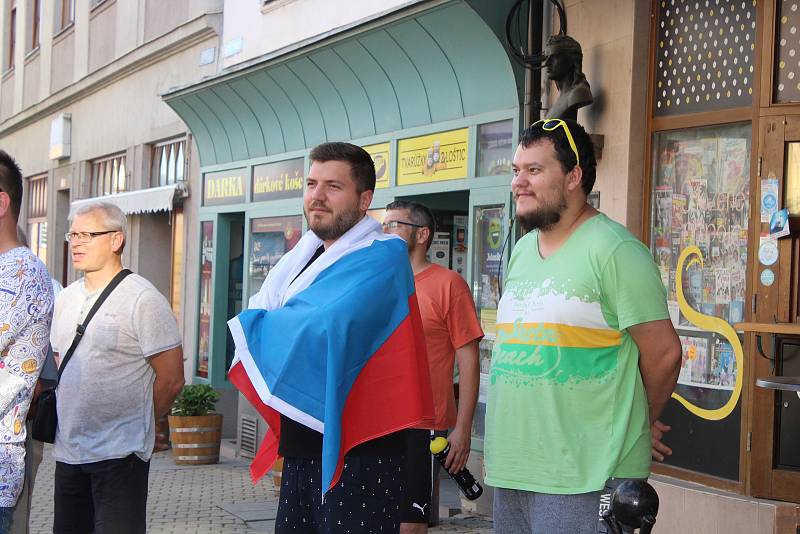 Demonstrace proti Babišovi v Šumperku - 11. 6. 2019