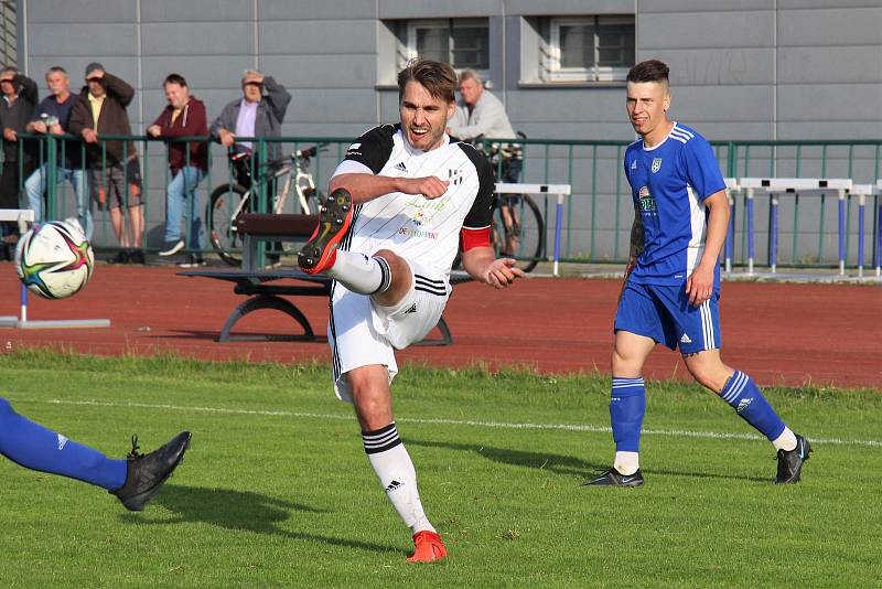 V divizním krajském derby se radují fotbalisté Šumperku, doma těsně porazili 1. HFK Olomouc.