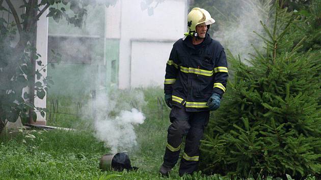 Snímky z požáru bytu v ulici Jugoslávská v Šumperku z úterý 20. července