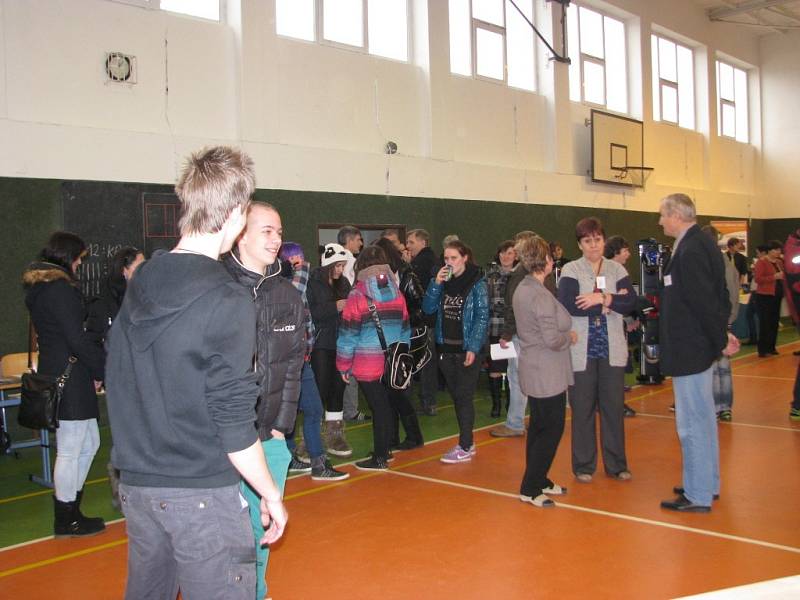 Učni různých oborů předvedli veřejnosti, co se během studia naučili.