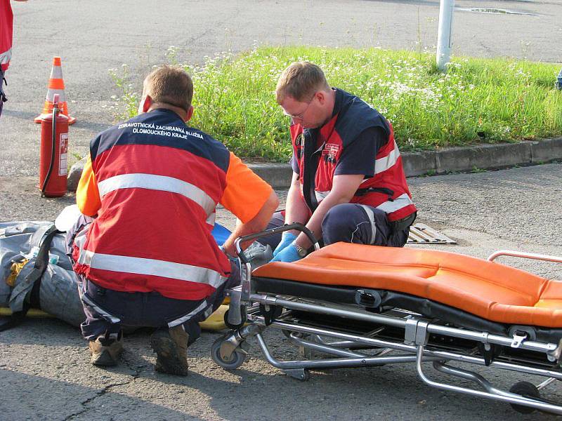 Taktické cvičení hasičů, policie a zdravotníků se konalo v Jesenické ulici v Šumperku