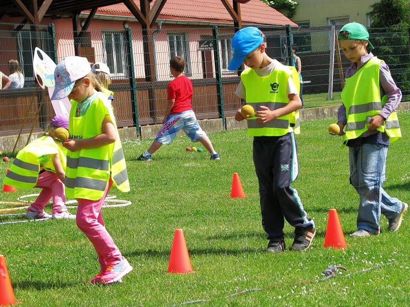 Den dětí na městském stadionu v Zábřehu