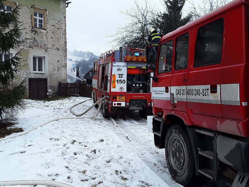 Požár hospodářské budovy v Bohdíkově na Šumpersku.