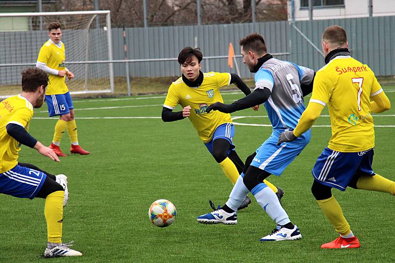 Fotbalisté Šumperku v přípravě s Rapotínem