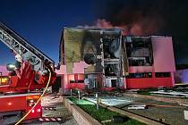 Požár rodinné vily v Moravičanech, středa 6. září 2023.