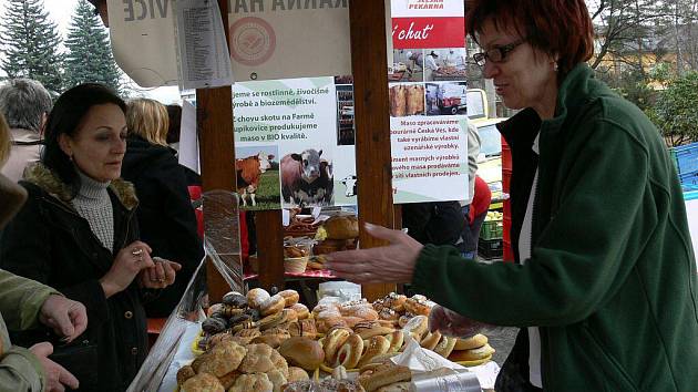 Farmářské trhy měly v Šumperku premiéru 1. dubna 2011