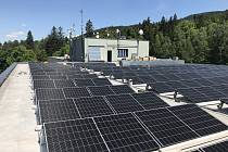 Instalace fotovoltaické elektrárny na administrativní komplex IPOS v Jeseníku.