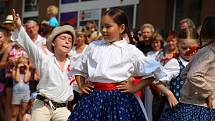 Roztančená ulice. Folklorní festival v Šumperku