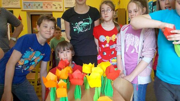 Origami z knihovny v Oskavě