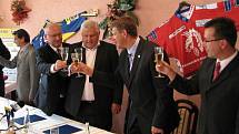 Slavnostní podpis spolupráce šumperského a třineckého hokeje