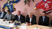 Slavnostní podpis spolupráce šumperského a třineckého hokeje