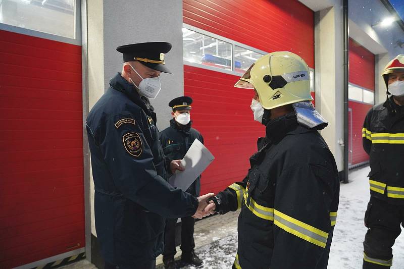 Legendární šumperský hasič Zdeněk Pikl odchází po 42 letech ze služby.