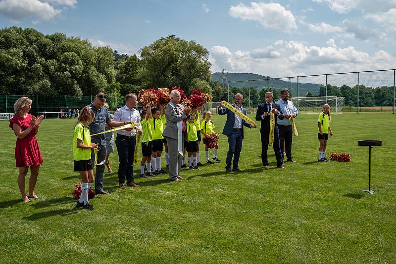 V Postřelmově slavnostně otevřeli nový sportovní areál.