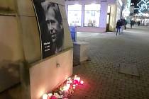 Připomínka desetiletého výročí úmrtí Václava Havla v ulicích Šumperku.