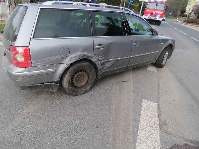 Nehoda v Bratrušovské ulici v Šumperku.