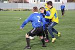 Šumperští fotbalisté (ve žlutém) si doma připsali jasné vítězství 