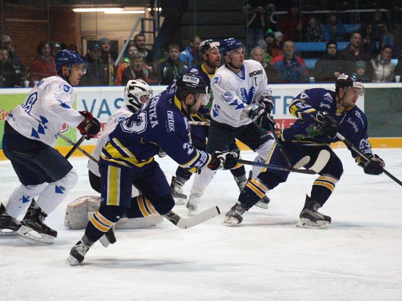 Draci Šumperk - HC Bobři Valašské Meziříčí 1:2.