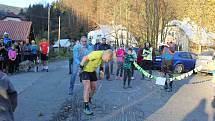  Tomáš Štverák ze Zubří pokořil během uplynulého víkendu devětadvacetkrát Radhošť. Pomáhal tak malému Kubovi a s ním další lidé