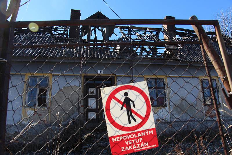 Požár domu v Lipové-Lázních, při němž zemřel muž