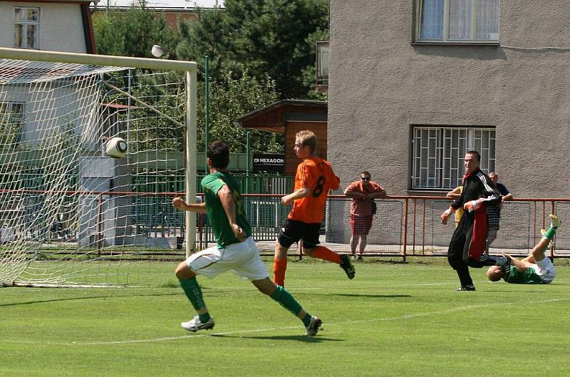 Uničov versus Velké Losiny (oranžové dresy)