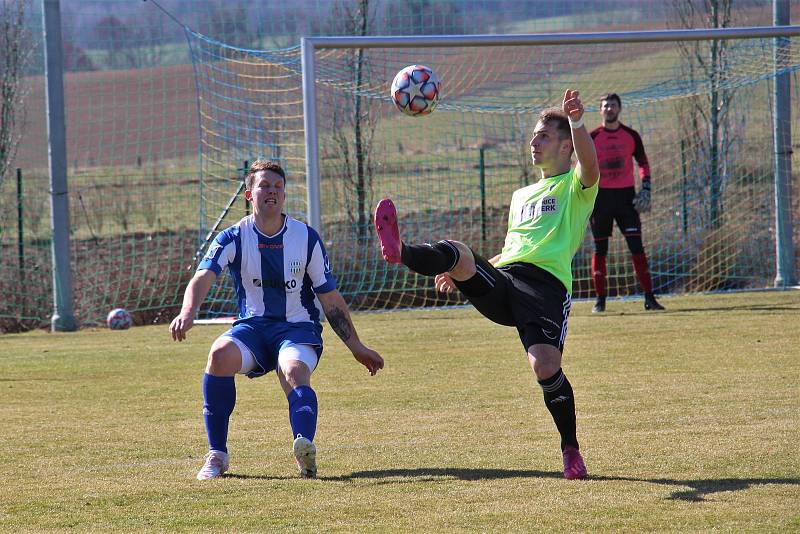 Rapotín doma uspěl v derby proti Zábřehu. Divokou přestřelku vyhrál na penalty.