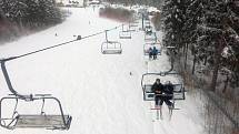 Ve skiareálu Přemyslov v Loučné nad Desnou se v neděli 6. února zasekla lanovka se 130 lidmi.