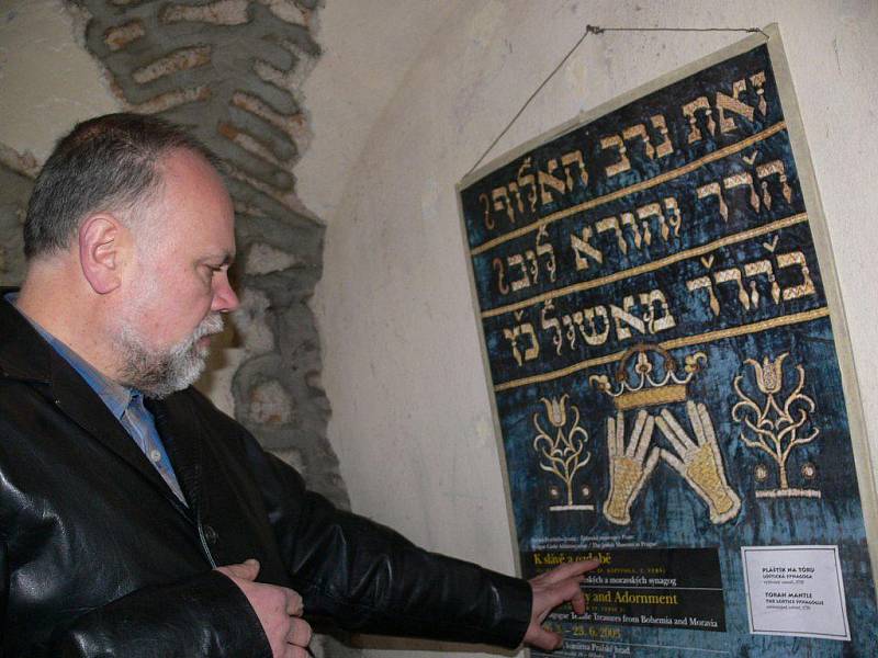 Jako neoficiální muzeum slouží loštická synagoga už dnes, státní dotace ve výši 1,5 milionu korun umožní dokončit úpravy zchátralého prostoru