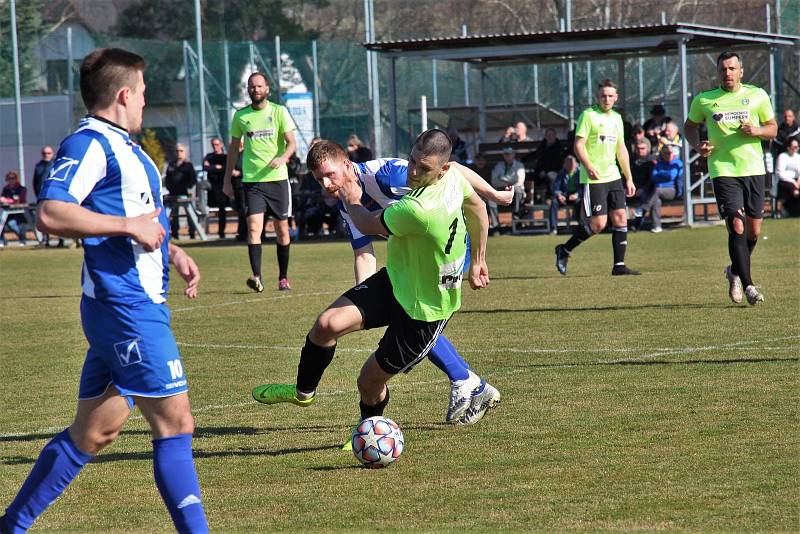 Rapotín doma uspěl v derby proti Zábřehu. Divokou přestřelku vyhrál na penalty.