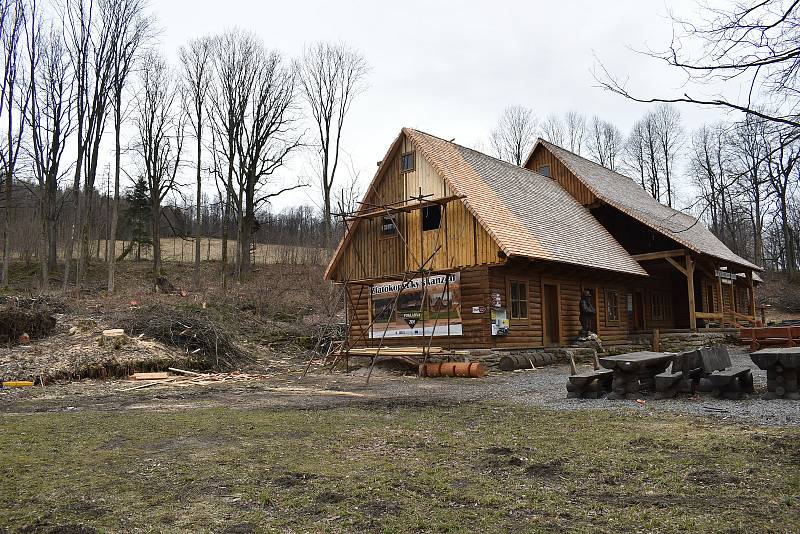 Zlatokopecký skanzen ve Zlatých Horách a jeho okolí v pondělí 29. března 2021.