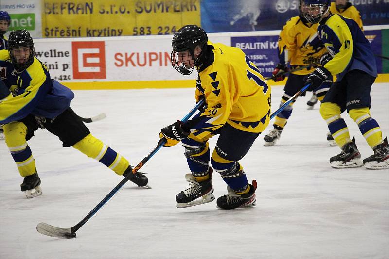 Baráž o extraligu 9. tříd: HK Mladí Draci Šumperk - HC ZUBR Přerov 3:1.