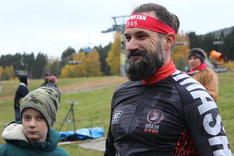 Extrémní překážkový závod Spartan Race na Dolní Moravě.