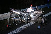 Nehoda motorkáře pod Červenohorským sedlem, 6. září 2023.