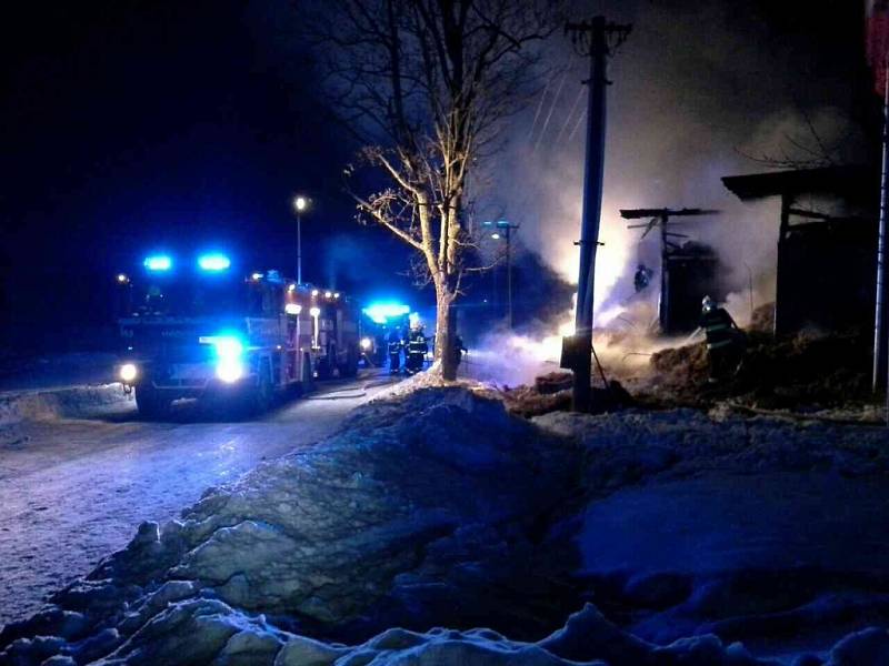 Požár dílny pod lyžařským vlekem ve Stříbrnicích.