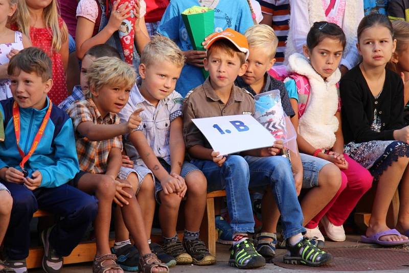 Zahájení školního roku na základní škole v ulici Sluneční v Šumperku.