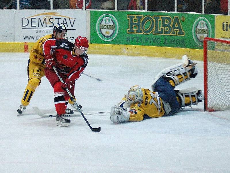 Draci versus Jestřábi (červené dresy)