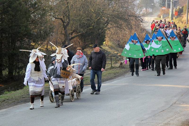 Masopustní průvod v Hrabenově.