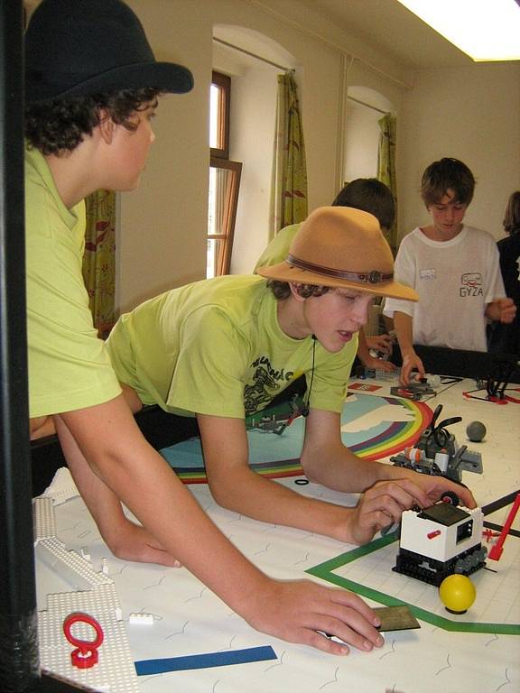 Mistrovství České republiky v soutěži First Lego League 2008.