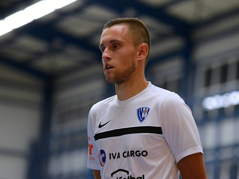 Zápas 1. kola FUTSAL ligy 2017/18. Jeseník v ostravské hale VŠB porazil Mělník 3:1.