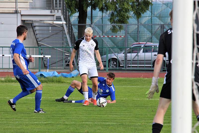 V divizním krajském derby se radují fotbalisté Šumperku, doma těsně porazili 1. HFK Olomouc.